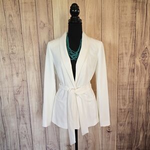 WHBM * NWT * White Women's Blazer